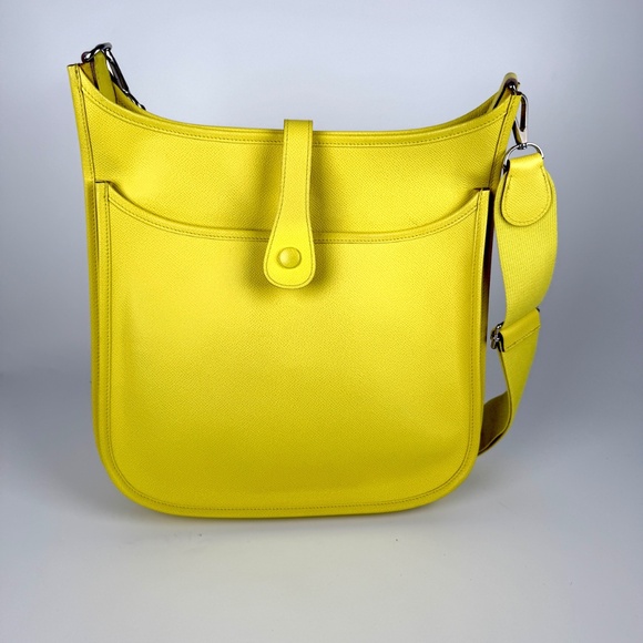 HERMES Evelyne III 33 GM Lime Yellow Epsom Leather Crossbody Bag - Picture 4 of 12